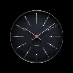 Arne Jacobsen Clocks Bankers Veggur Ø29 cm sort