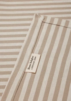 JUNA Lines Duk 150x220 cm sand