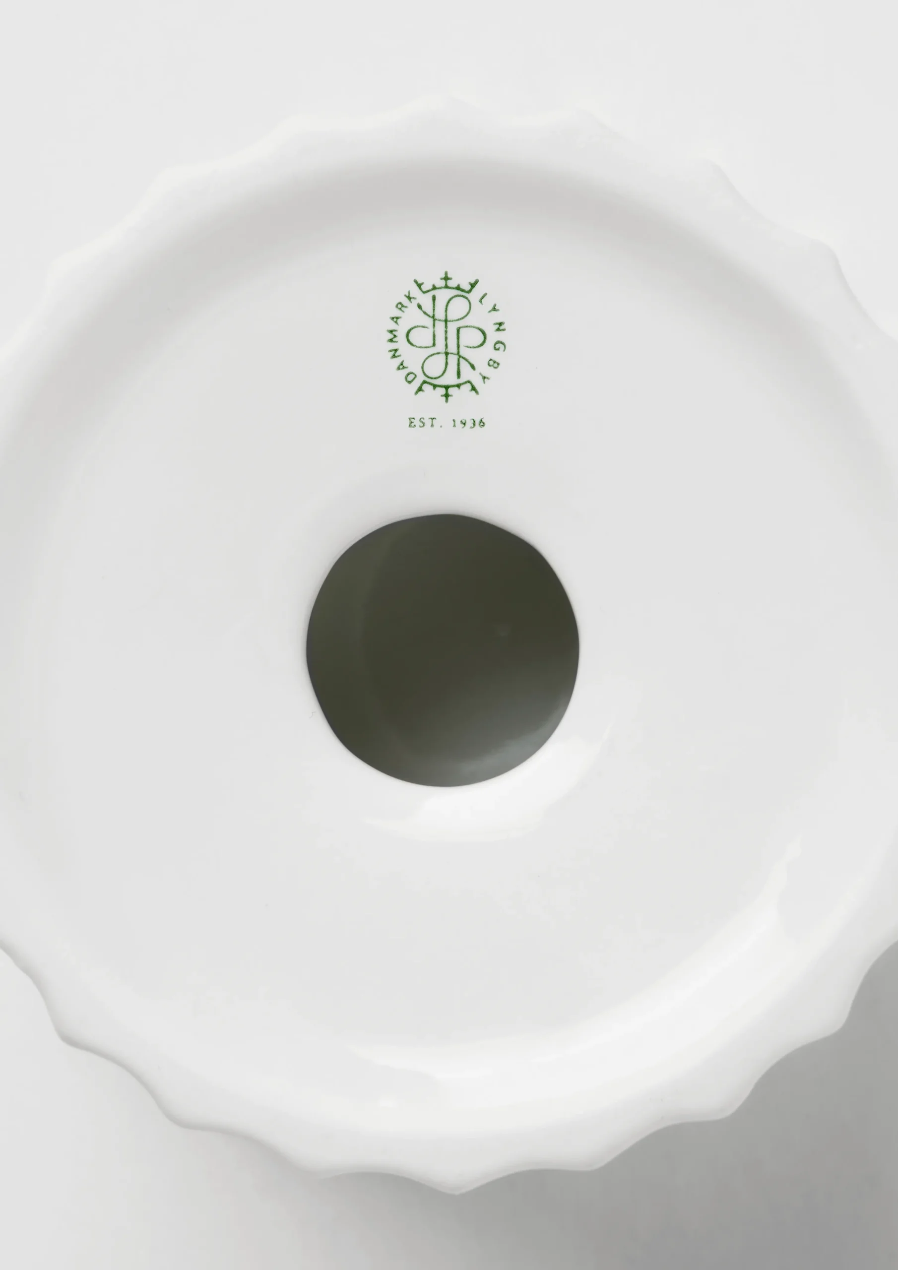 Lyngby Porcelæn Lyngby Tura Telyslykt Ø8 cm hvit - Kjøb her