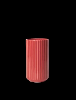 Lyngby Porcelæn Lyngby Vase H15.5 cm rød porselen - Kjøp nå